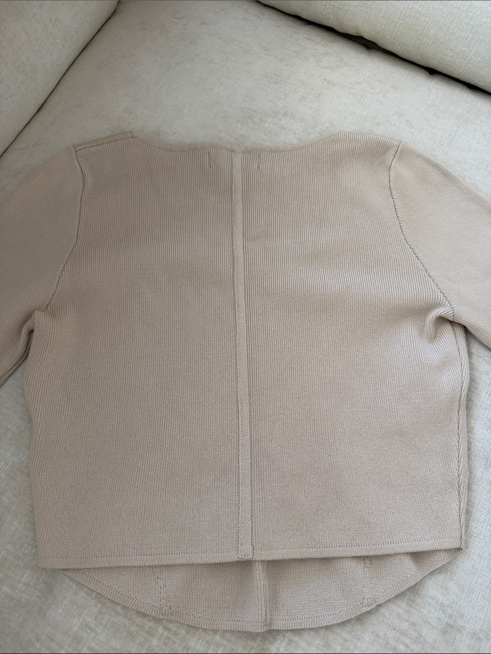 House of Harlow 1960 Beige Long Sleeve Scoop Neck Top - Picture 4 of 5